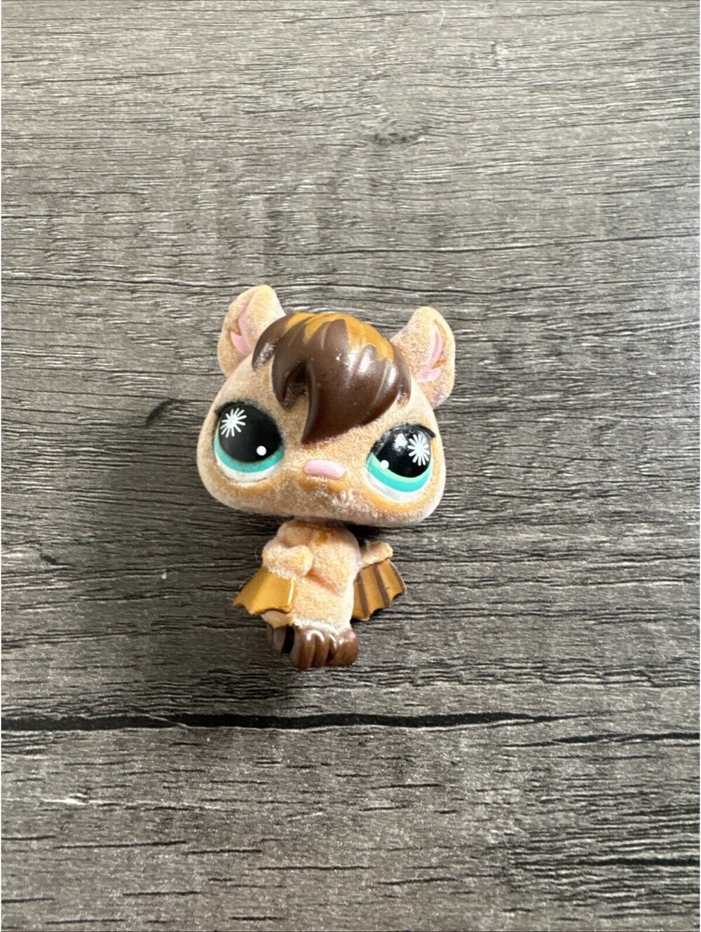 Littlest Pet Shop LPS 820 Authentic Flocked Bat